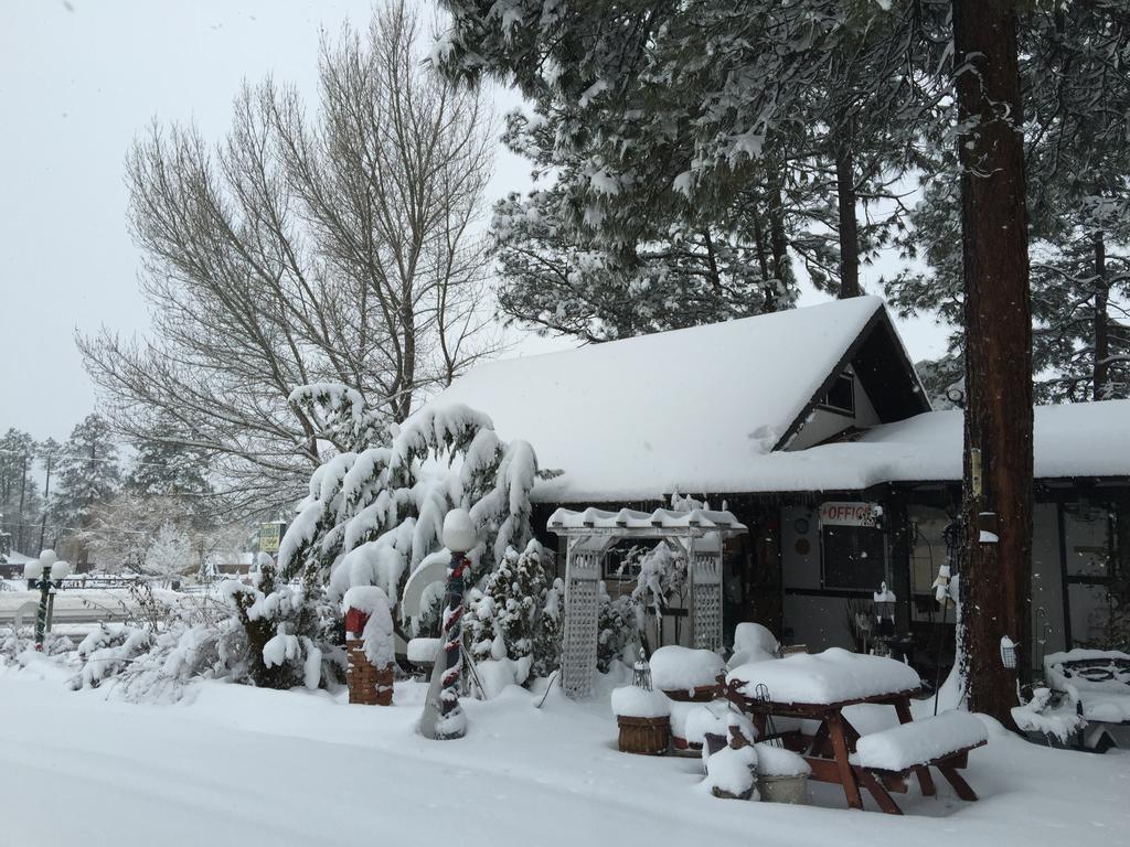 Mountain Haven Inn ไพน์ท็อป-เลคไซด์ ห้อง รูปภาพ
