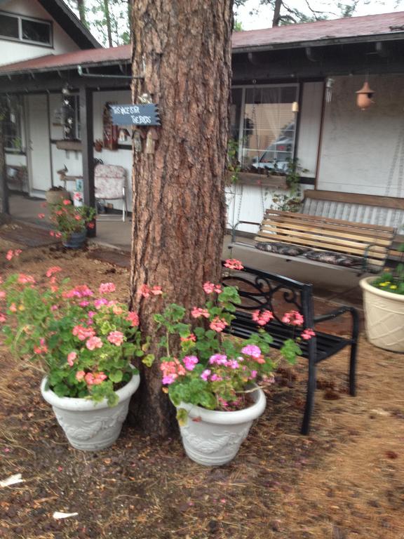 Mountain Haven Inn ไพน์ท็อป-เลคไซด์ ภายนอก รูปภาพ