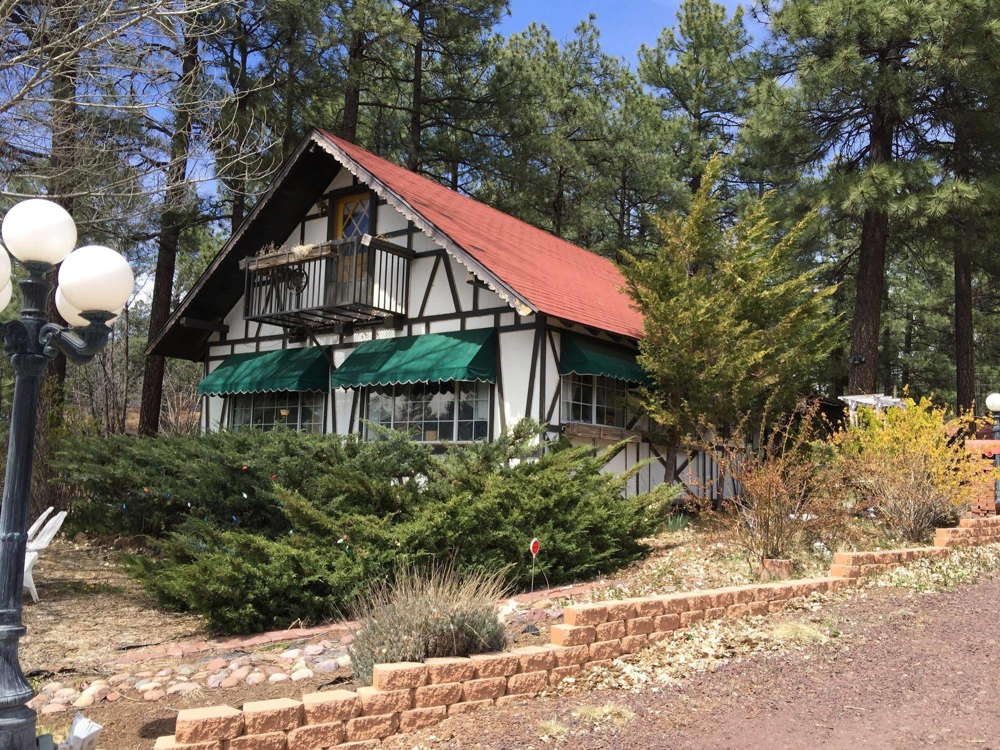 Mountain Haven Inn ไพน์ท็อป-เลคไซด์ ภายนอก รูปภาพ